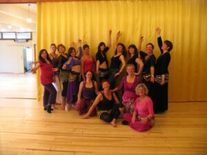 belly dance, gypsy dance, roman dance, folk dance workshop, sultanahmet, taksim, galata istanbul, turkey