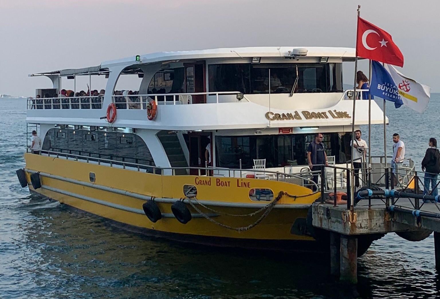 istanbul bosphorus cruise from sultanahmet