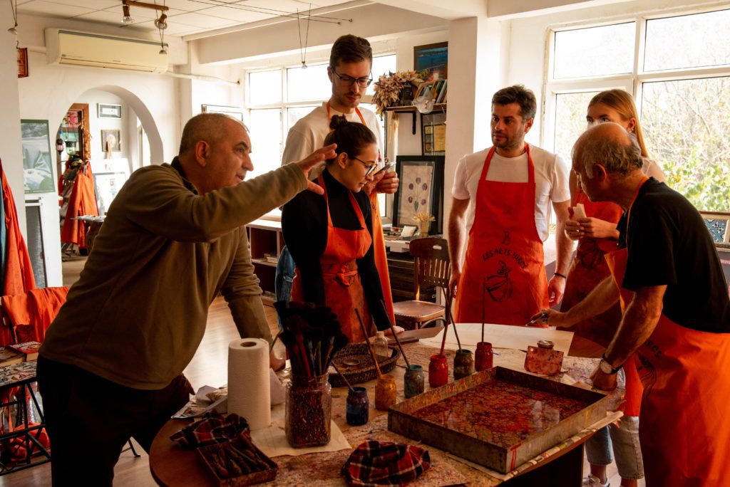 ebru marbling art workshop masterclass in istanbul