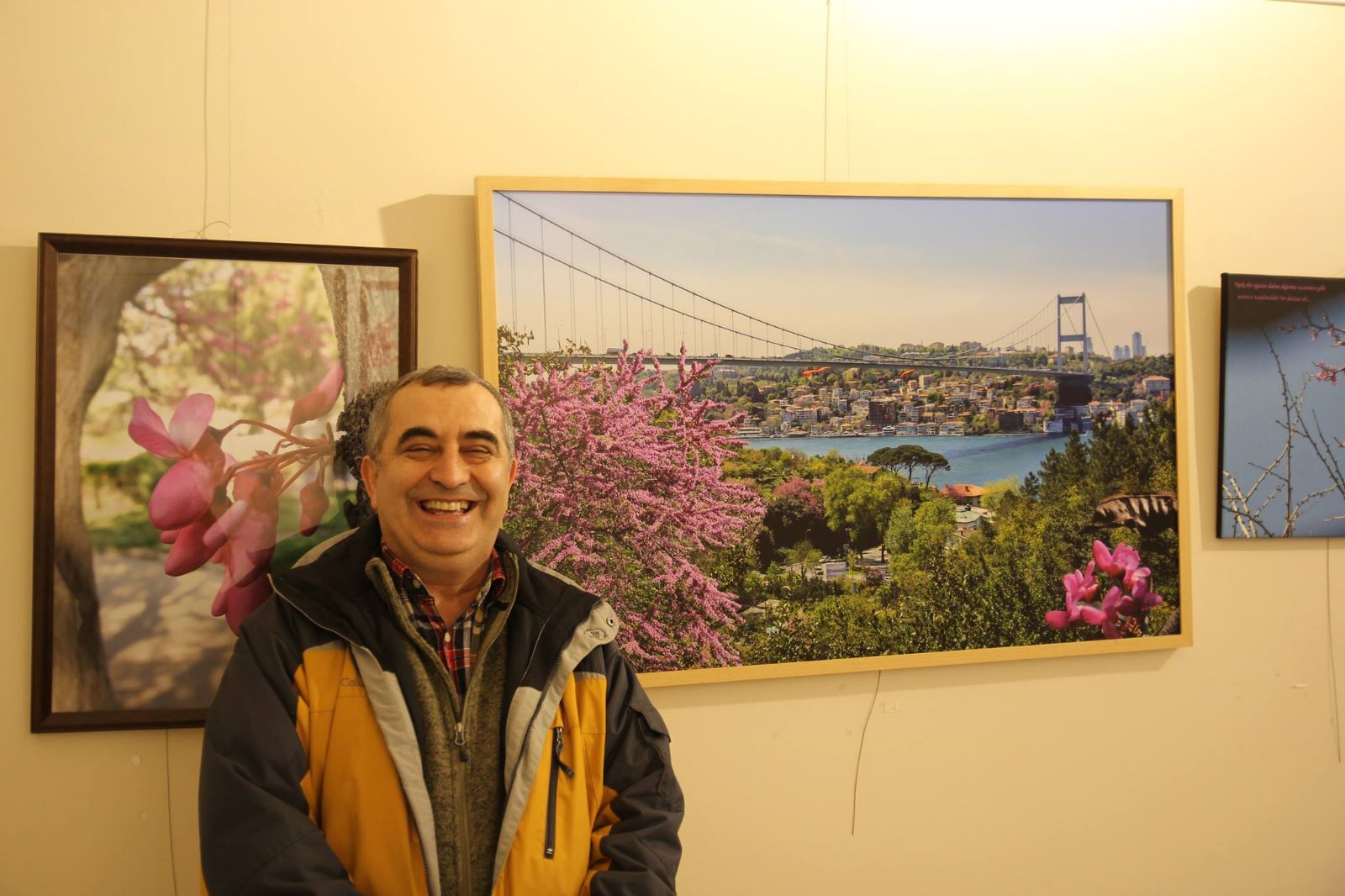 Istanbul ERGUVAN – Ebru Miniature Exhibition 18 April 2014 Sultanahmet